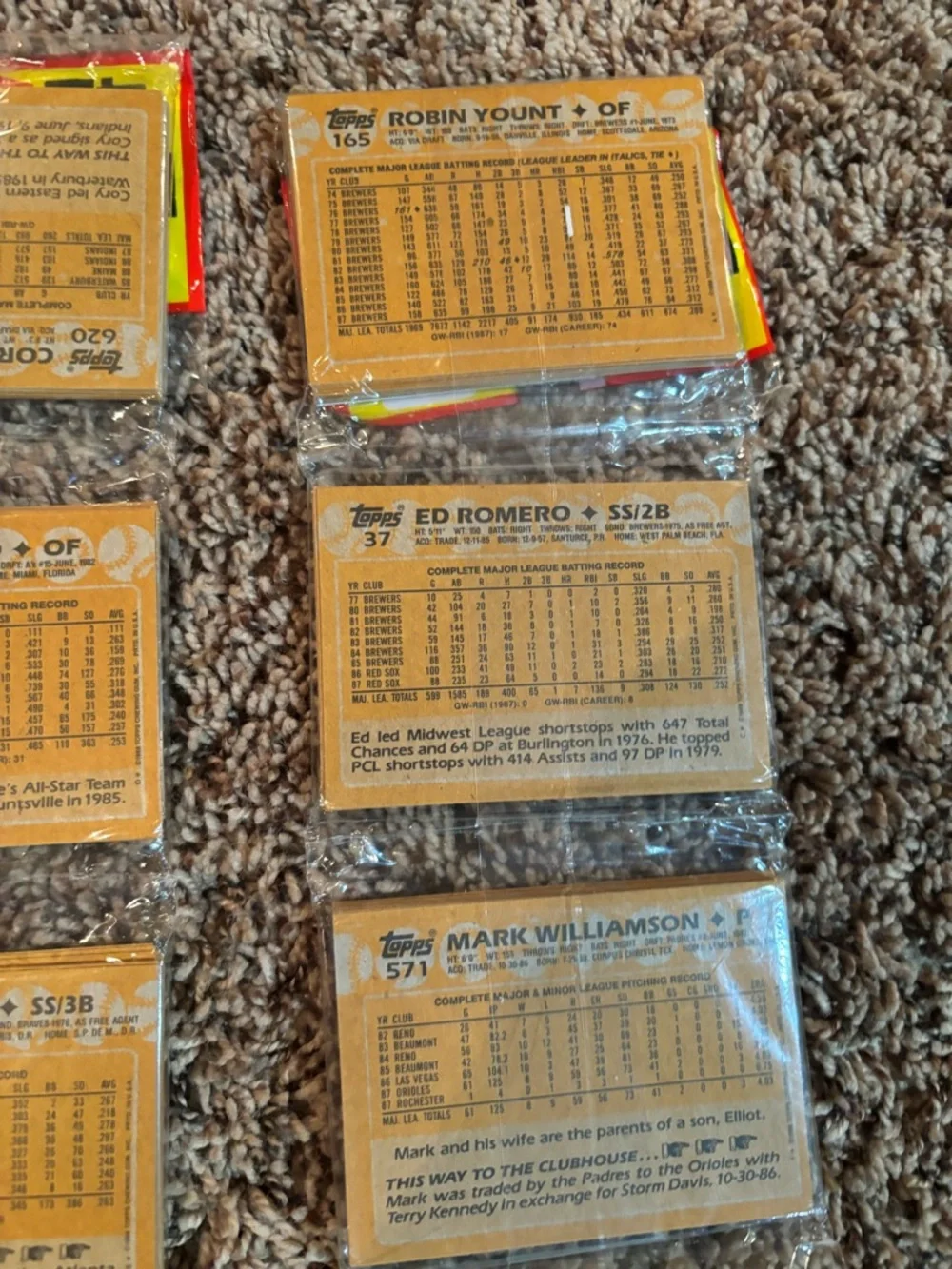 (8) 1988 Topps Rack Packs- 42 cards per pack unopened - Picture 9 of 11